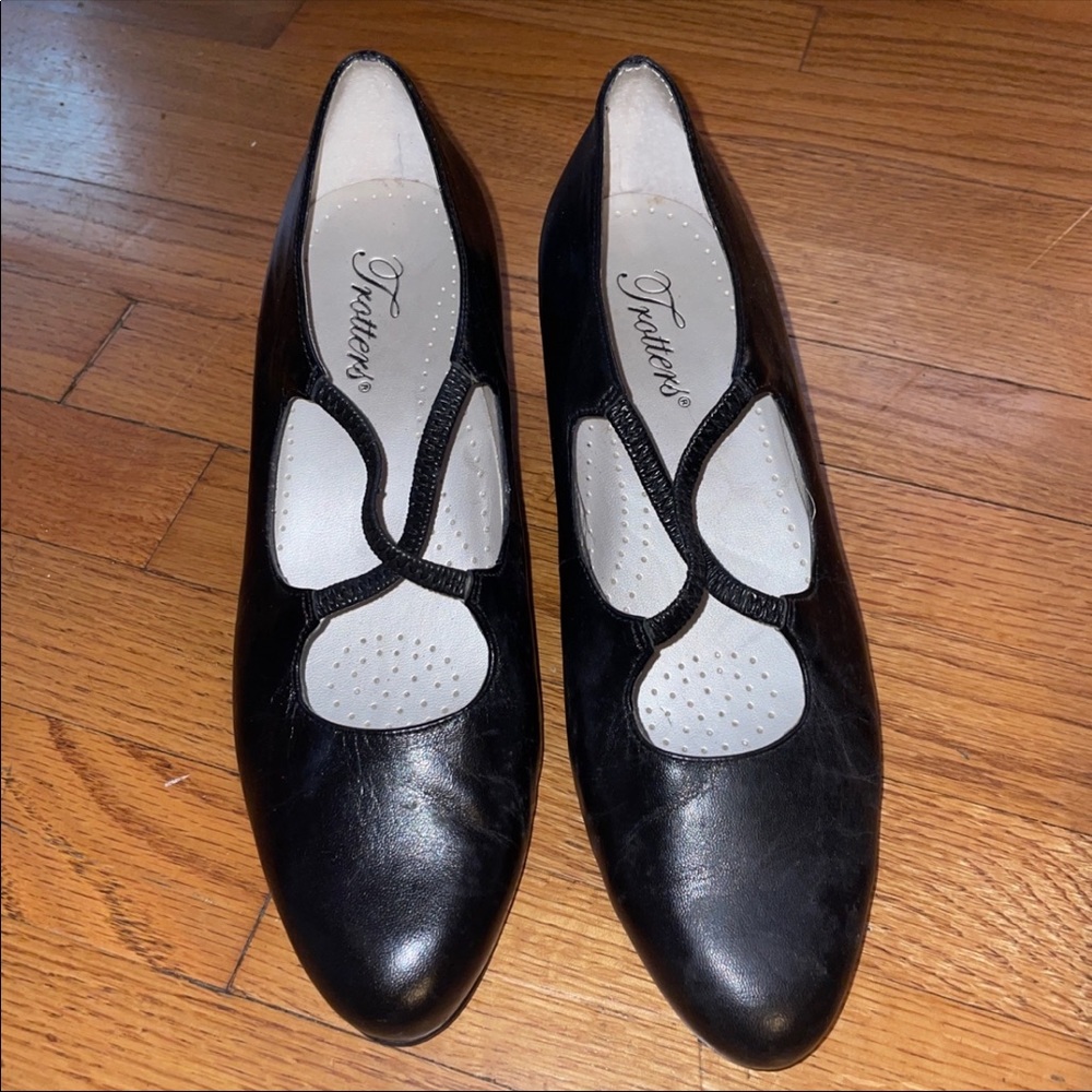 Trotters pumps size 7.5